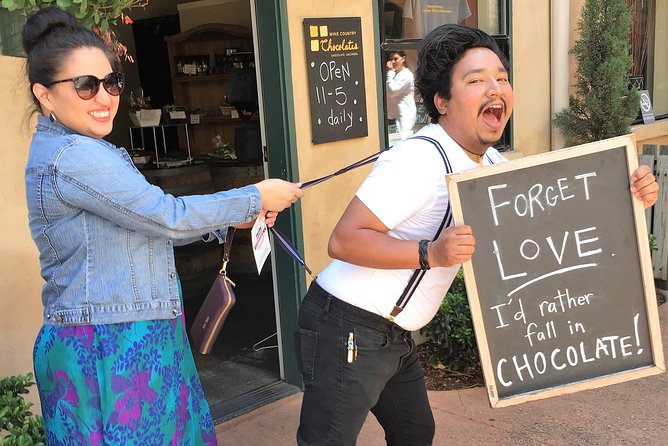 #1 Sonoma Walking Food, Wine Tasting & History Tour (Private) - Depot Park Museum and the Bear Flag monument: Italian immigration to statehood