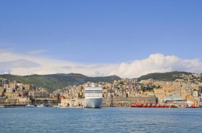 2 Hours Private Historical Tour in Genoa - How the route feels: quick-moving, old-town focused