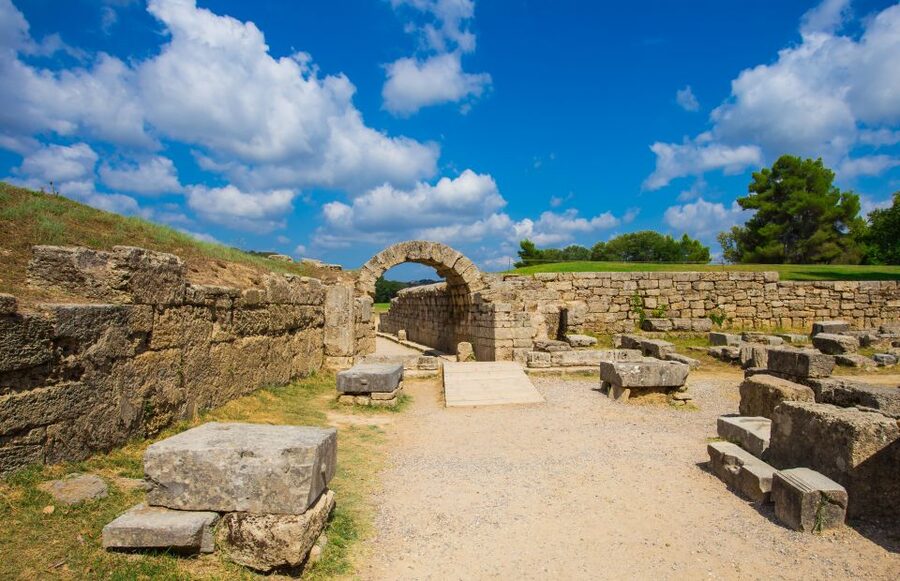 3-Day Ancient Greek Archaeological Sites Tour from Athens - From Epidaurus to Mycenae: Day 1’s myth-to-stone route