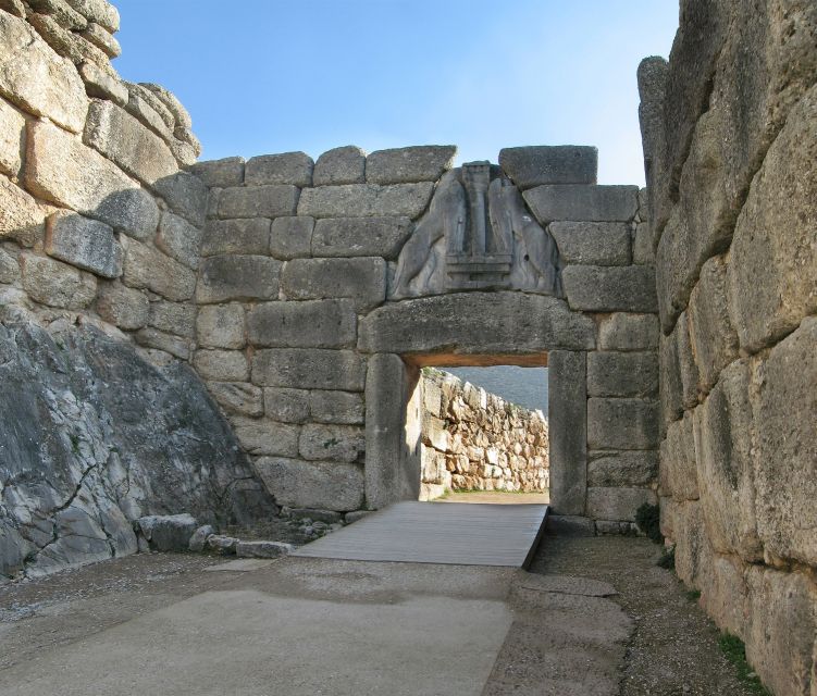 3-Day Ancient Greek Archaeological Sites Tour from Athens - Delphi’s big ideas: Apollo, the Oracle, and 5,000-person theater