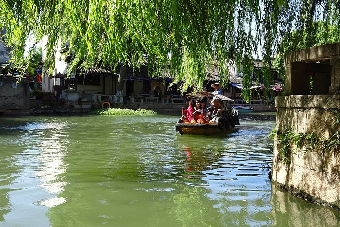 3-Day Private Shanghai and Ancient Water Town Tour - Day 1: Shanghai Tower first for instant city scale