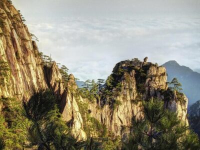 3-Day Yellow Mountains, Hongcun Village and Tunxi Ancient Street Private Tour - Day 1: Hongcun Ancient Village, Tunxi Old Street, and Hu Kaiwen Ink Factory