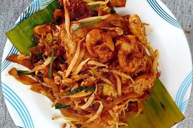 3-Hour Heritage on a Plate Lunch Hop in George Town Penang - The hosts: why guides Jeremy and Brandon make a difference