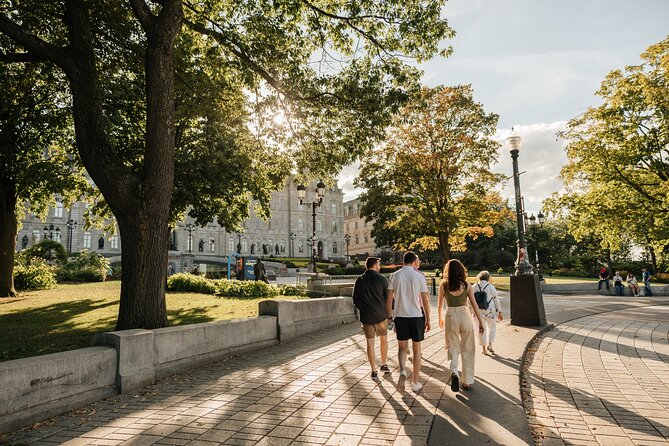 5-course Progressive Dinner on Grande-Allée and History Tour - The Quebec–Levis ferry ride: timing is the whole game