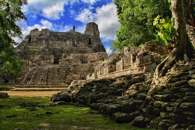 5 Days Mayan Heritage History Tour - Day 4: Edzná’s Five Stories, Uxmal’s Decoration, and Mérida’s Cathedral Evening