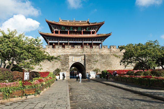 9 days Ancient Town Tour - Day 7: Tibetan market time, then Ganden Sumtseling Monastery (Little Potala)