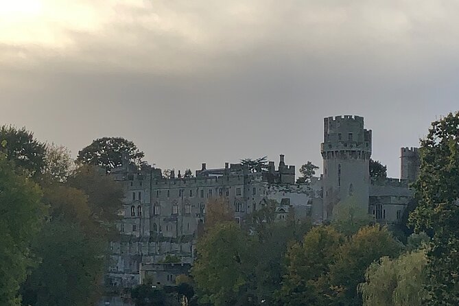 A Historical tour of Warwick with Queen Elizabeth's Secret Lover - What is included, and what you should plan to pay for