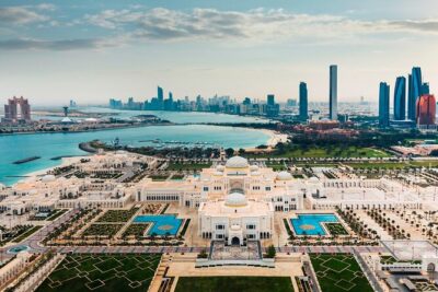 Abu Dhabi Full Day Tour & Heritage Village from Dubai with Lunch - Yas Mall and lunch: how the included meal works for your schedule