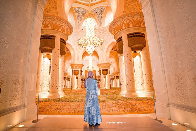 Abu Dhabi Sightseeing Tour: Sheikh Zayed Mosque, Heritage Village & Dates Market - Emirates Heritage Village: Crafts, Tents, and a Short But Focused Cultural Stop
