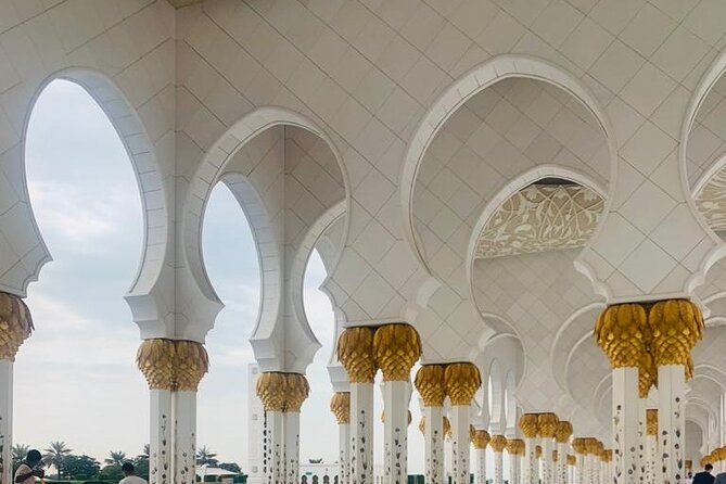 Abu Dhabi Tour Grand Mosque Emirates Palace Heritage Village - Louvre Abu Dhabi and Ferrari World: quick photo stops, not ticketed attractions