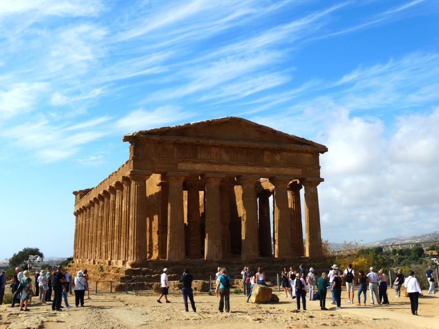 Agrigento: Private Tour of Ancient Akragas with Local Guide - Start at the Juno Temple: where your guide will set the tone