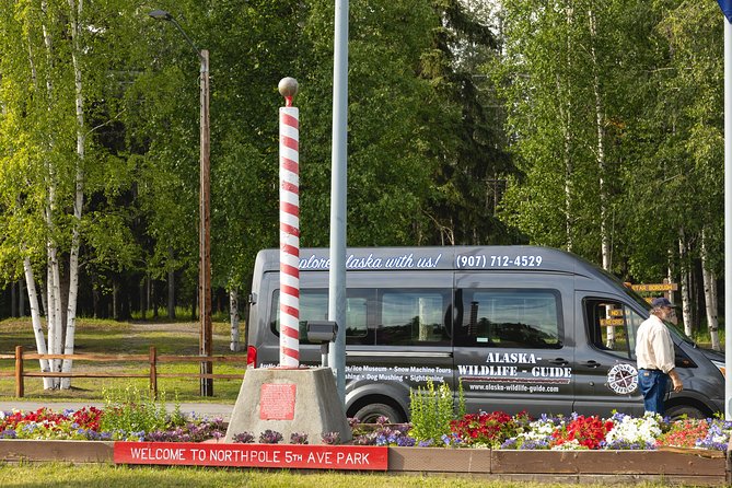 Alaskan Heritage & Sightseeing Tour - Morris Thompson Cultural & Visitor Center: Indigenous Art, Chena River Views, and Seasonal Alaska