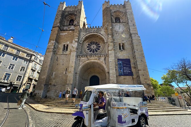 Alfama Private Tuk Tuk Tour: Lisbon’s Oldest Neighborhood (2 HRS) - Meet at Hard Rock Cafe: easy start, quick loop, back again