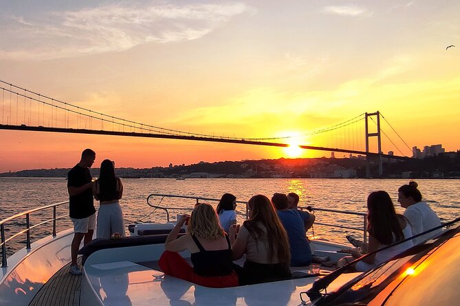 All in One Day Istanbul - Historical Tour of Istanbul with Bosphorus Cruise - Hagia Sophia and Topkapi: two big-ticket decisions