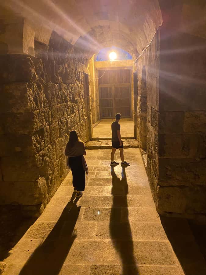 Amman Heritage Tour: Street Food, Local Culture & Art - Grand Husseini Mosque: A Meaningful Stop With One Small Cost