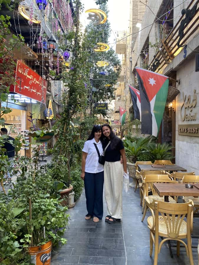 Amman Heritage Tour: Street Food, Local Culture & Art - Hidden Corners, Secret Stairways, and the “Less Known” Advantage