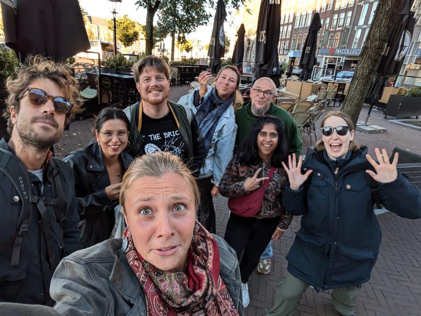 Amsterdam: Ghastly Grachten: ghost stories&dark history tour - Start at Those Dam Boat Guys: a simple way to get oriented fast