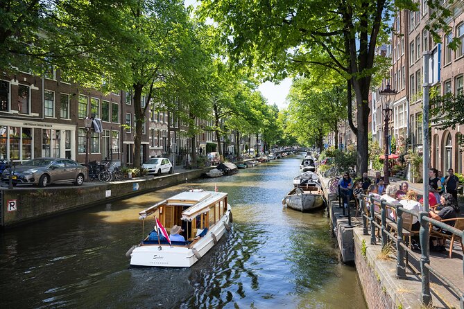 Amsterdam High-End Dutch Food & History Tour - Up to 8 guests - Sunday and Monday: grillworst with honey-mustard, Holtkamp shrimp croquette, then Indonesian cake