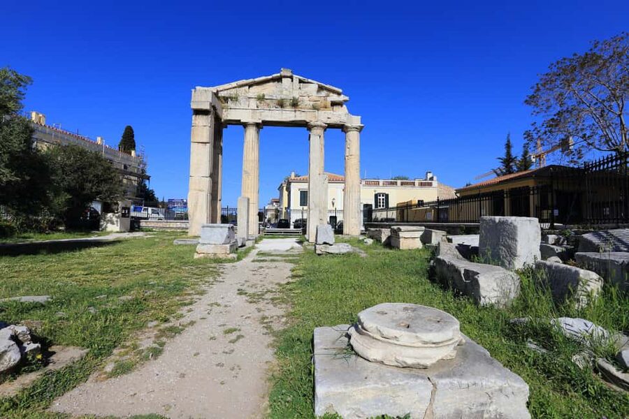 Ancient Agora Self-Guided Tour with 3D & Audio (No Ticket) - Socrates and the philosophers: learning without a loud group