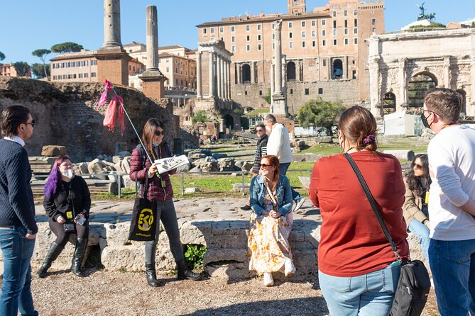 Ancient Rome Guided Walking Tour: Colosseum, Forum and Palatine - Headsets and Guide Style: How to Get the Most Out of Audio