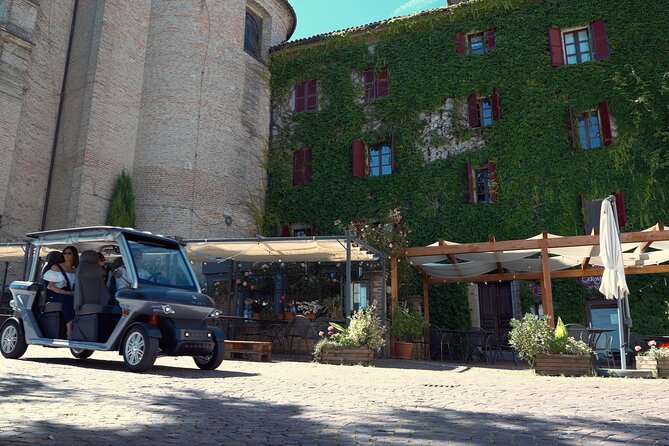 Ancient Rome: Private Golf Cart Tour - Piazza Navona and Sant’Angelo: shifting from squares to river views
