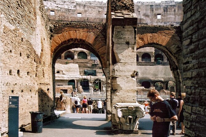 Ancient Rome unveiled: Colosseum with audioguide - Using the audioguide: how to get the most from self-paced time