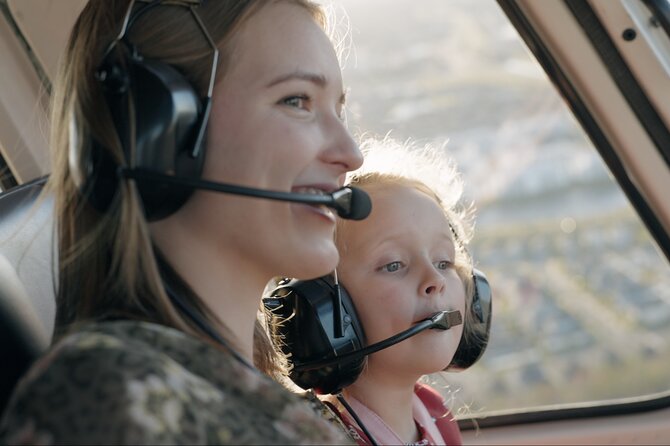 Ancient Sedona (30+ Mile) - Sedona Helicopter Tour - Getting Started at the Airport: Calm Takeoff, Quick Orientation