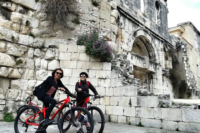 Ancient Split bike tour - Guide commentary: the difference between seeing and understanding