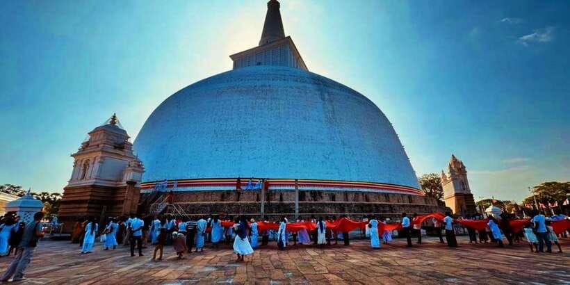 Anuradhapura Private Ancient City Day Tour - Thuparama Seya: A Strong Closing Note to Finish the Day’s Story
