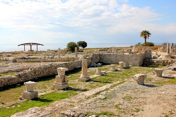 Aphrodite's Birthplace, Lefkara & Kourion Day Trip from Paphos - Stop 4: Kourion Archaeological Park—the clifftop ruins worth the short stop