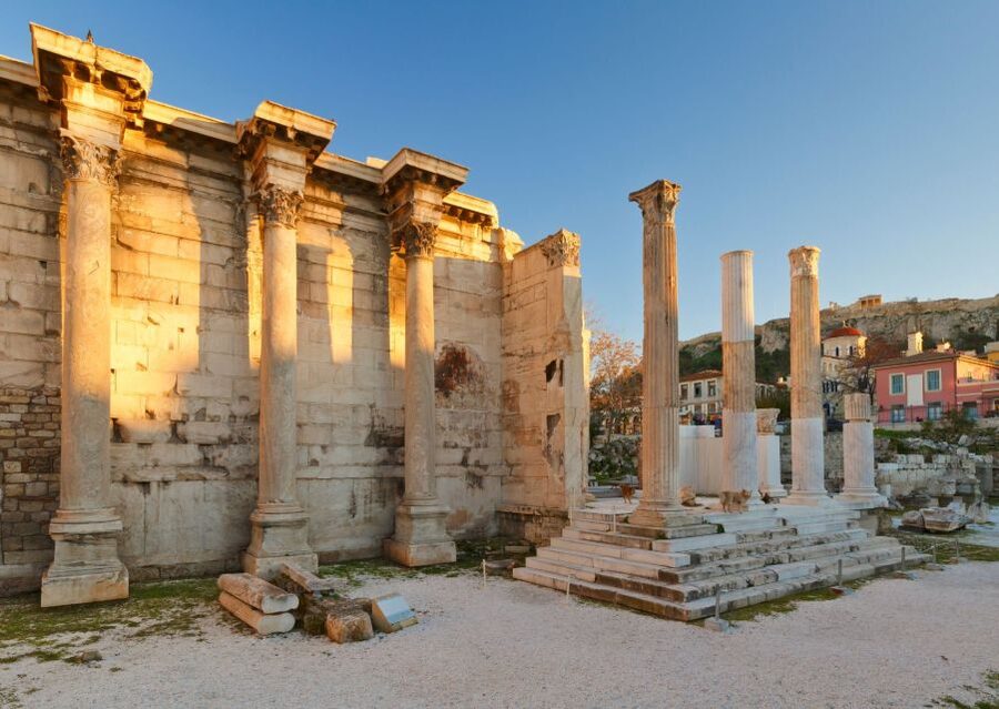 Athens: Acropolis and Ancient Athens Tour - Spanish guide quality: examples of Sara and Amancio