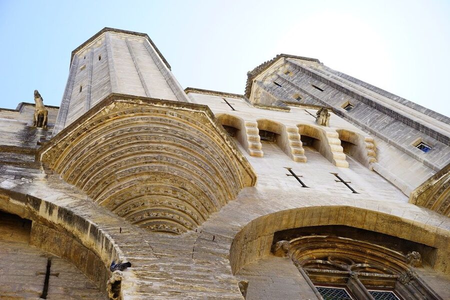 Avignon: Private Walking Tour – Discover History & Heritage - Two lengths, two different payoffs: 2 hours vs 3 hours