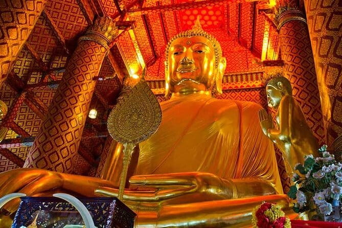 Ayutthaya Heritage Private Charter Exclusive Temple Tour - Stop 3: Wat Mahathat and the banyan-root Buddha head