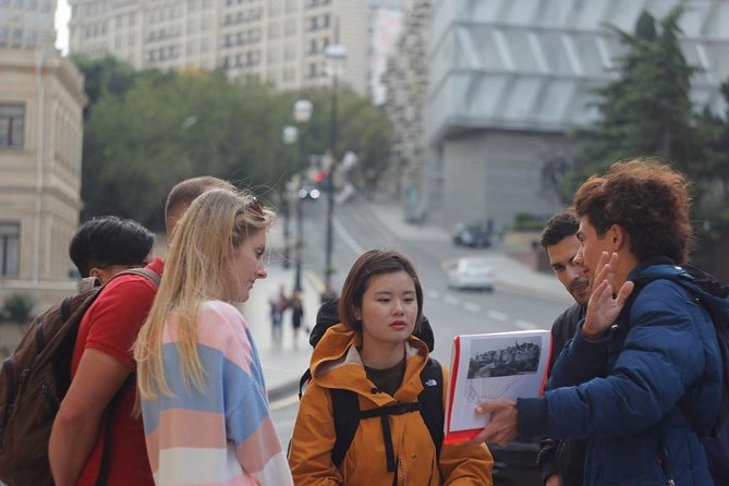 Baku Oil Heritage & Old Town Walking Tour - Oil heritage in Baku: why this walk makes sense