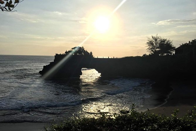 Bali Ancient Temples Tour - Stop 4: Tanah Lot Sunset and How to Beat the Traffic Mood