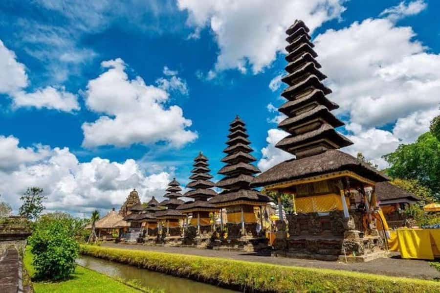 Bali: Private UNESCO World Heritage Sites Tour - Stop 1: Pura Taman Ayun, Bali’s royal water-temple entrance into the culture