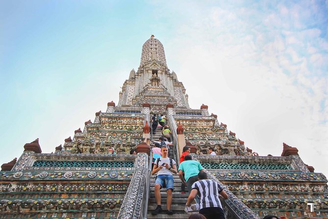 Bangkok City Highlights Tour: Grand Palace & Three Iconic Temples - Pickup, Meeting Points, and Air-Conditioned Timing Wins