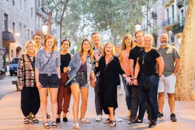 Barcelona: La Boqueria Food, Wine & History Walking Tour - Mercat de la Boqueria: What You Should Expect (and Plan For)