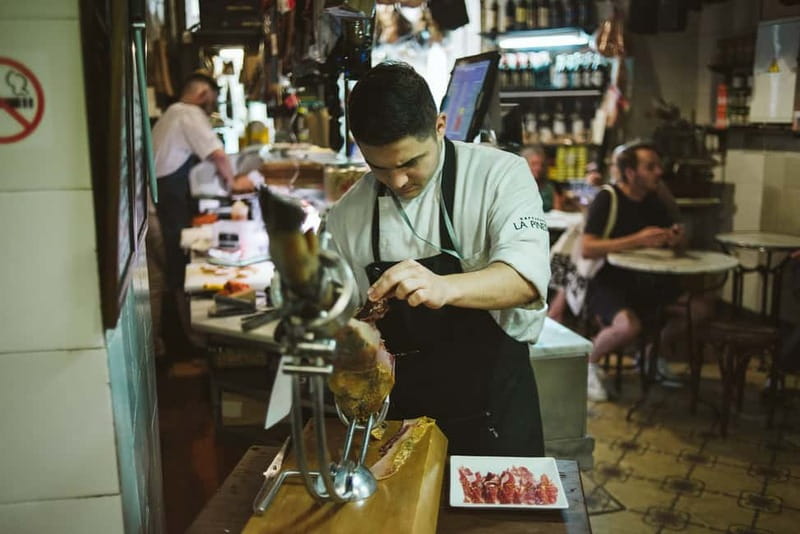 Barcelona: Tapas, Wine & History Tour of the Old Town - Tapas, Wine, and History in Barcelona’s Old Town Streets