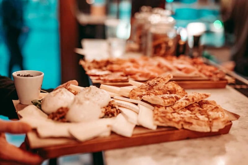 Barcelona: Tipsy Tapas & History Tour in the Gothic Quarter - What “fixed menu with dietary options” means for you