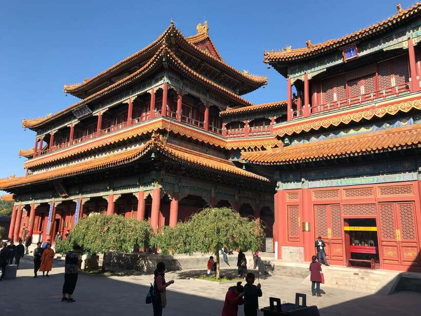 Beijing: All-Inclusive 3-Day Private Tour of Must-See Sights - Day 2: Great Wall Choice (Mutianyu vs Badaling), Bird’s Nest Photos, and Hutongs