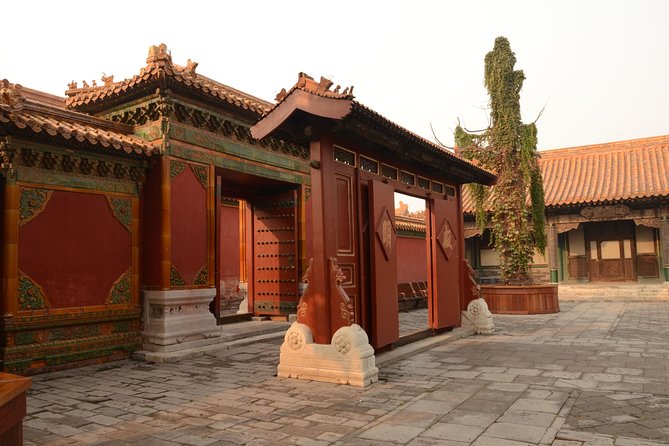Beijing Historical Tour I - Forbidden City, Tiananmen Square & Temple of Heaven - The ride, the pace, and the included lunch that actually helps