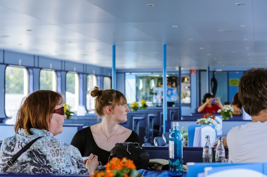 Berlin: World Heritage Cruise to Potsdam - Food and Drinks: You Can Travel Light and Still Be Comfortable