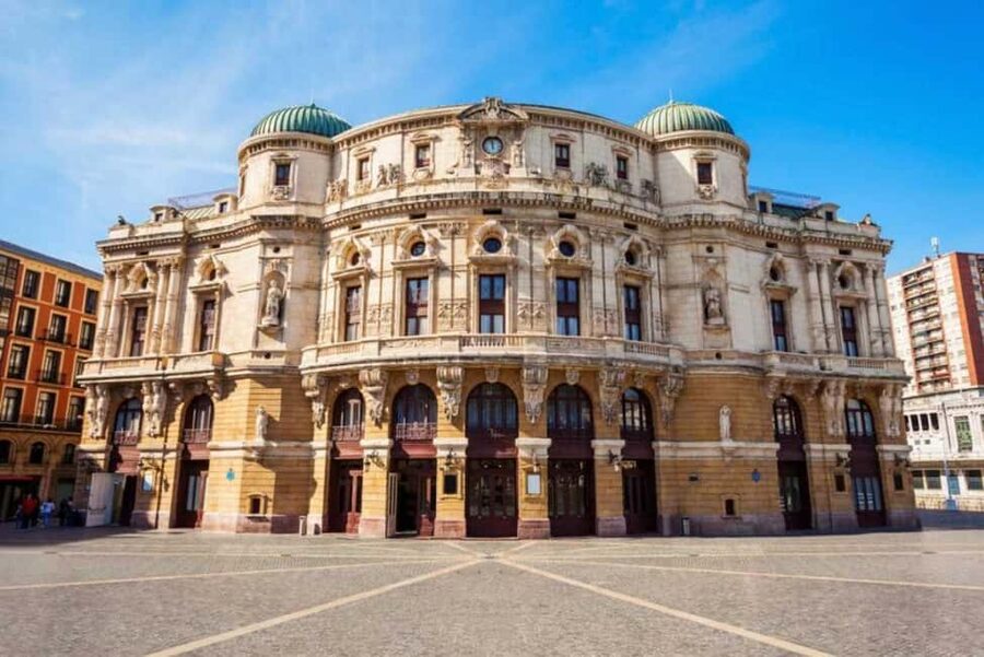 Bilbao Historical Tour in small group - Key highlights worth showing up for