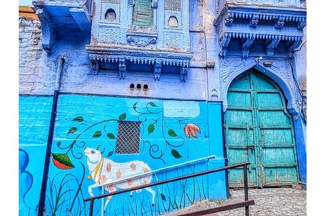 Blue City Heritage Walks Jodhpur - Navchowkiya crossroads: where old Jodhpur really breathes