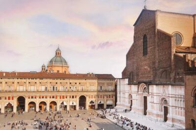 Bologna historical art walking tour with hidden gems and tastings - Palazzo d’Accursio: Frescos, Chapel Corners, and Horse Stairs