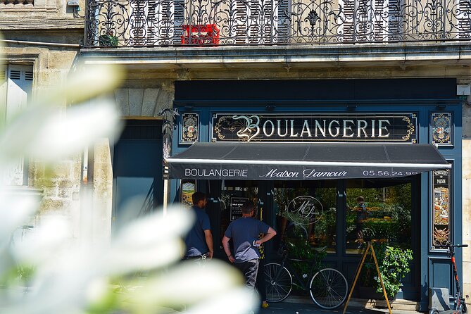 Bordeaux' Best Boulangeries & History Tour - La Flèche Saint-Michel: history with a modern twist