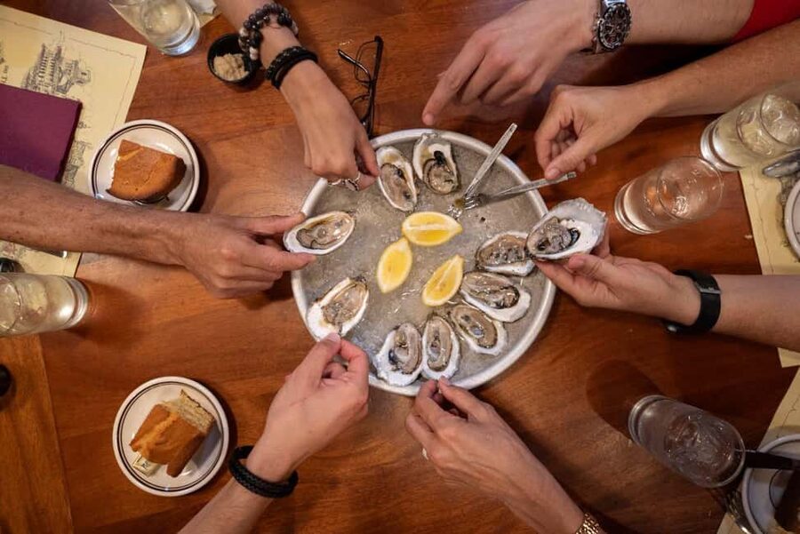 Boston: Guided Seafood Tasting and History Tour - Fort Point Channel finale: the century-old seafood shack moment