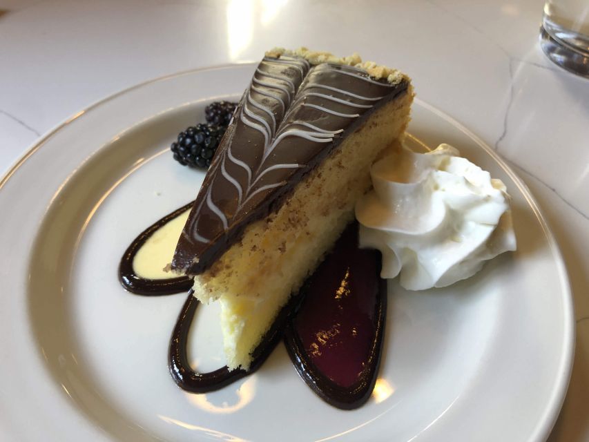 Boston: Iconic Food Tasting & History Tour - Downtown - Key highlights at a glance