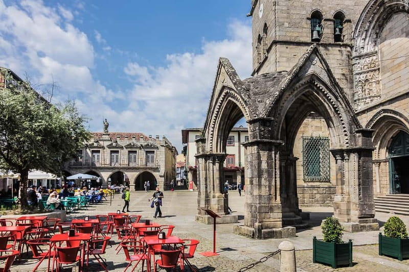 Braga and Guimarães - The Heritage Tour - Braga walking tour: Sé de Braga and the “city of the archbishops” feel